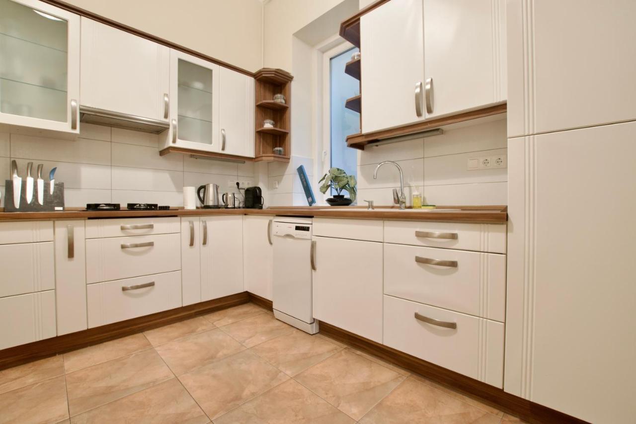 Standard Apartment By Hi5 - St. King Street 16. บูดาเปสต์ ภายนอก รูปภาพ