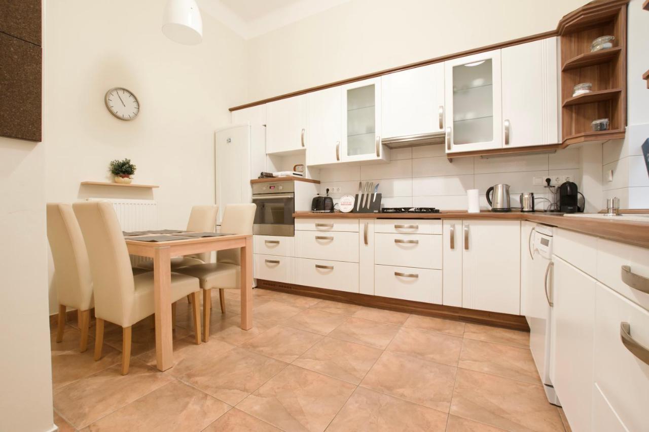 Standard Apartment By Hi5 - St. King Street 16. บูดาเปสต์ ภายนอก รูปภาพ
